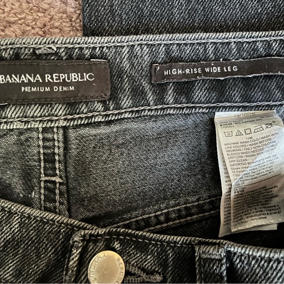 Banana Republic Black High-Rise Wide-Leg Jean - Size 29 - Picture 4 of 7